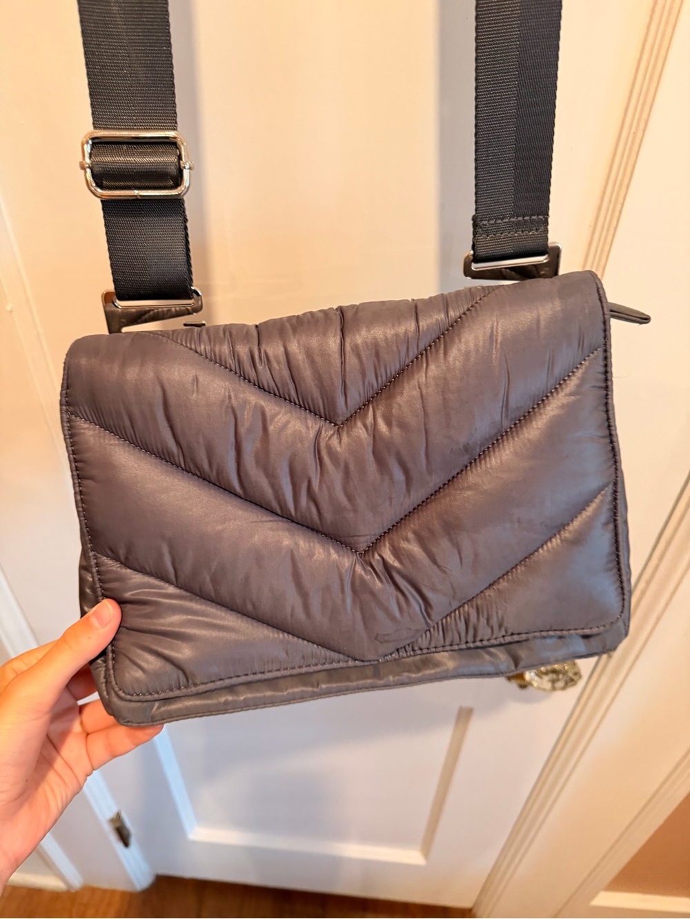 Men's Quilted Crossbody Bag - Gray